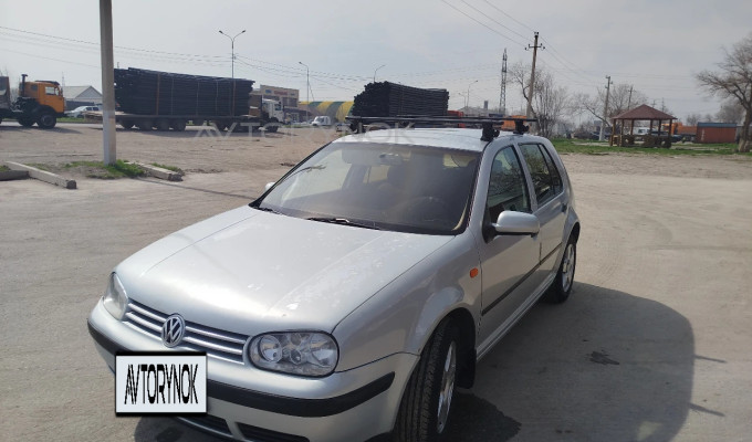 Volkswagen Golf 1998 года