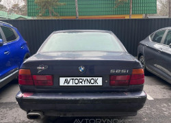 BMW 5 серия 1993 года