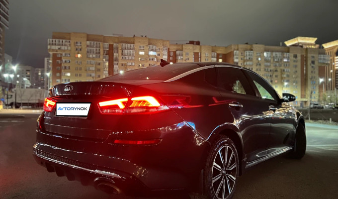Kia Optima 2019 года