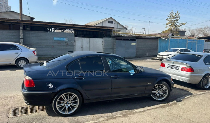 BMW 3 серия 1999 года