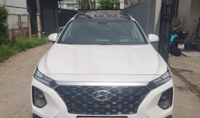 Hyundai Santa Fe 2020 года