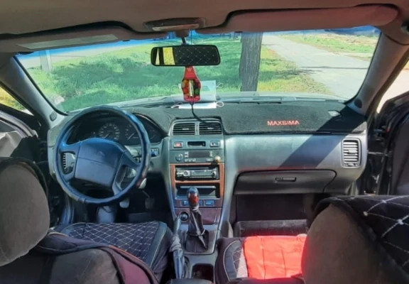 Nissan Maxima 1995 года