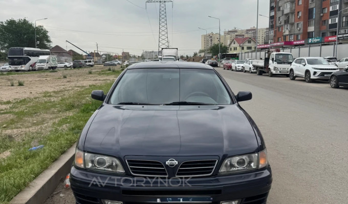 Nissan Maxima 1998 года
