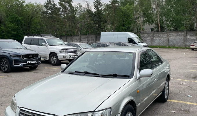 Toyota Camry Gracia 1999 года
