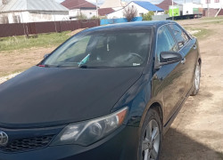Toyota Camry 2012 года