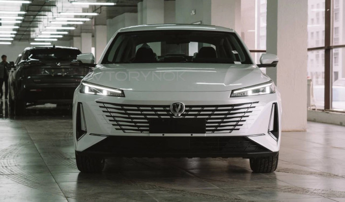 Changan Eado 2025 года
