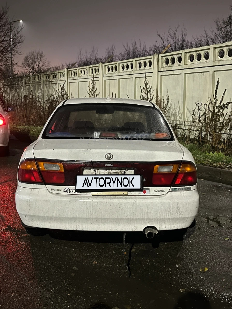 Mazda Familia, 1994