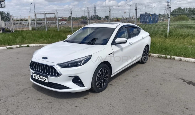 JAC J7 2023 года