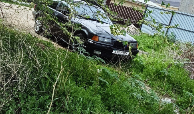 BMW 3 серия 1992 года