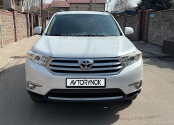 Toyota Highlander 2011 года