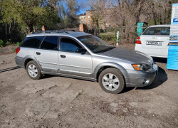 Subaru Legacy 2005 года