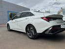 Hyundai Elantra 2024 года