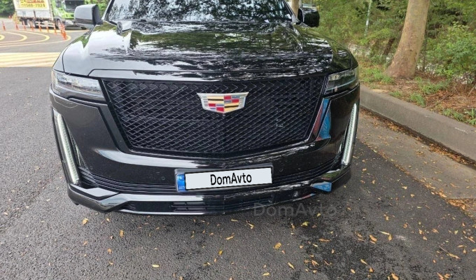 Cadillac Escalade 2023 года