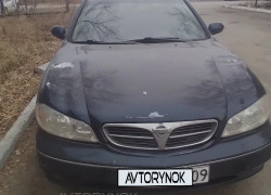Nissan Maxima 2000 года