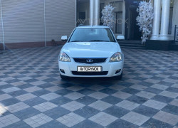 ВАЗ (Lada) Priora 2014 года