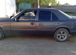 Mercedes-Benz E-Класс 1994 года
