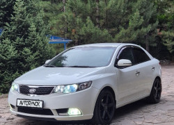 Kia Cerato 2012 года
