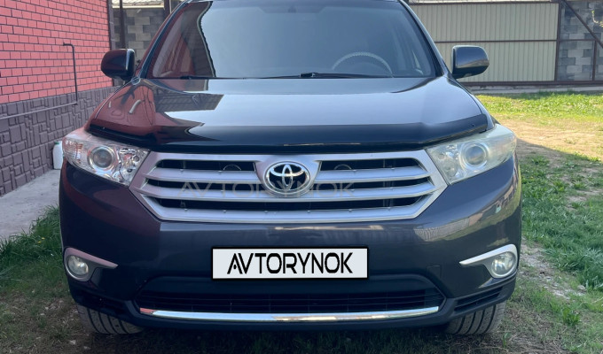 Toyota Highlander 2013 года