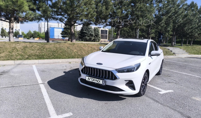JAC J7 2023 года