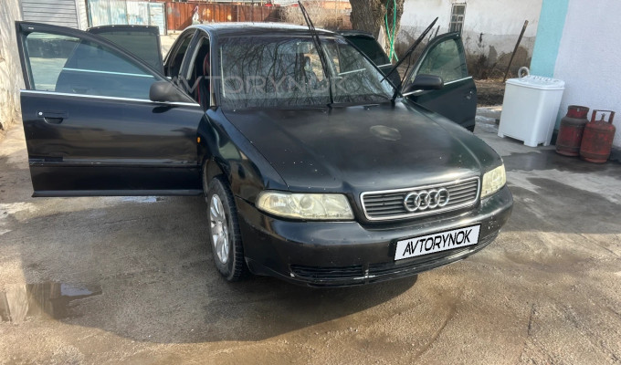 Audi A4 1997 года