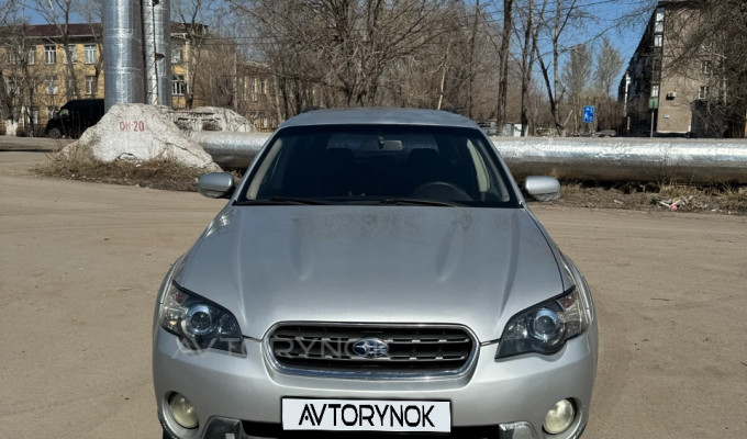 Subaru Outback 2004 года