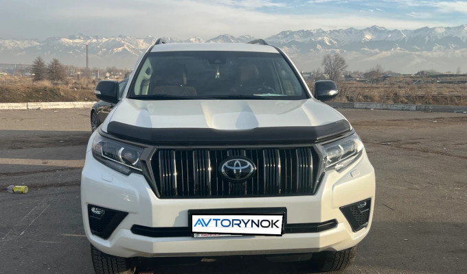Toyota Land Cruiser Prado 2022 года