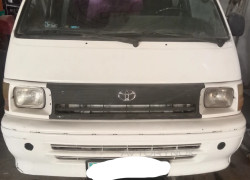 Toyota Hiace 1998 года