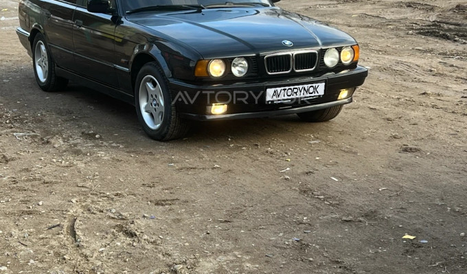 BMW 5 серия 1993 года