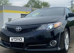 Toyota Camry 2013 года