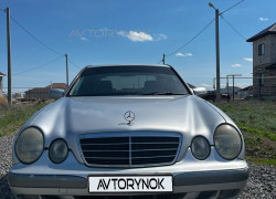 Mercedes-Benz E-Класс 2000 года