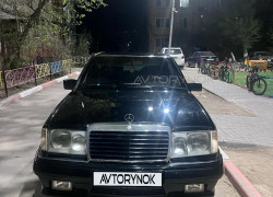 Mercedes-Benz E-Класс 1993 года