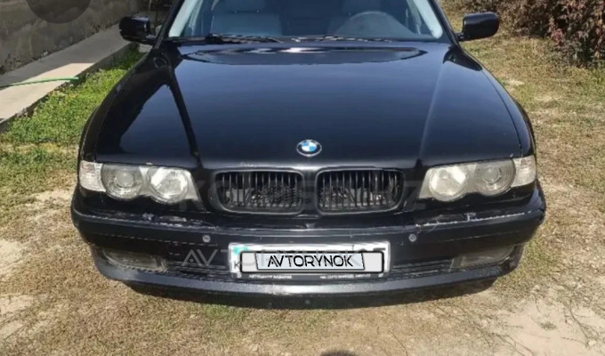 BMW 7 серия 1998 года
