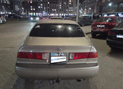 Toyota Camry 2001 года
