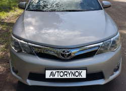 Toyota Camry 2012 года