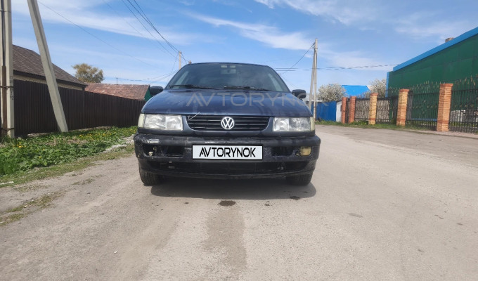 Volkswagen Passat 1993 года