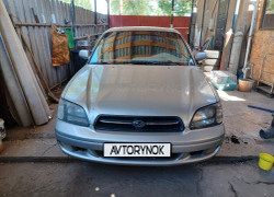Subaru Legacy 2000 года