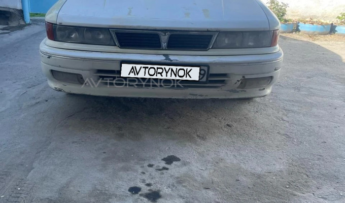 Mitsubishi Galant 1992 года