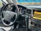 Lexus LX 2011 года