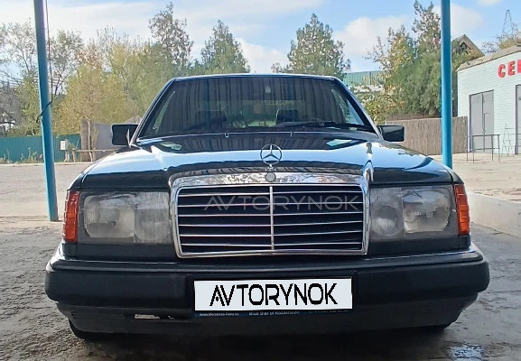 Mercedes-Benz E-Класс 1992 года