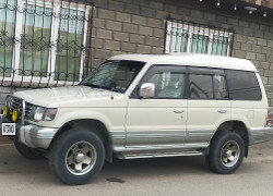 Mitsubishi Pajero 1992 года