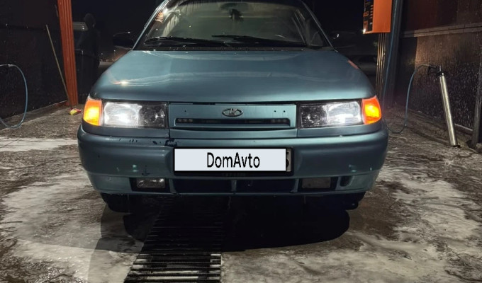 ВАЗ (Lada) 2110 2002 года