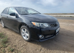 Toyota Camry 2013 года