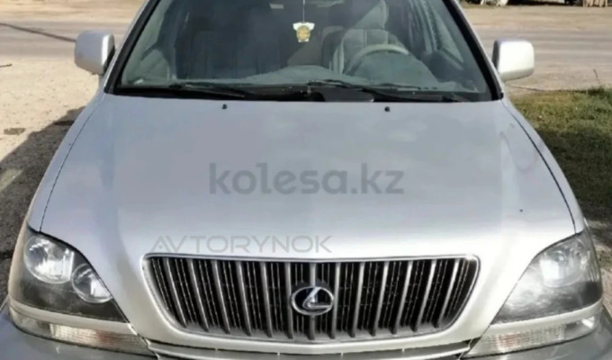 Lexus RX 1999 года