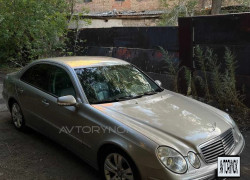 Mercedes-Benz E-Класс 2005 года