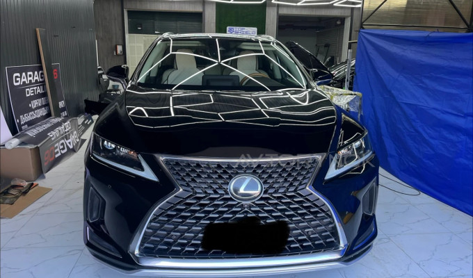 Lexus RX 2020 года