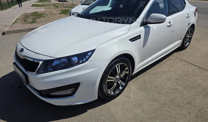 Kia K5 2012 года