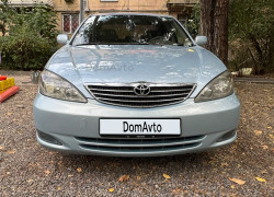 Toyota Camry 2003 года