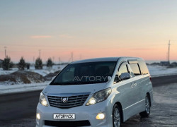 Toyota Alphard 2010 года