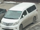 Toyota Alphard 2010 года