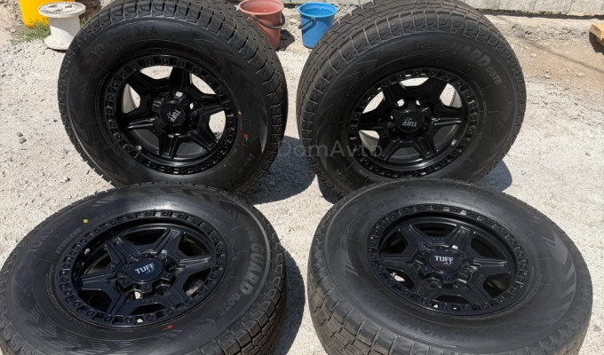 Yokohama Ice Guard SUV G075 265/70 R16 112Q без шипов в хорошем состоя